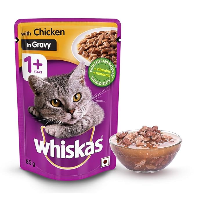 Whiskas Adult (1+ Years) Wet Cat Food, Chicken in Gravy Flavour, 6 x 85 g Pouches